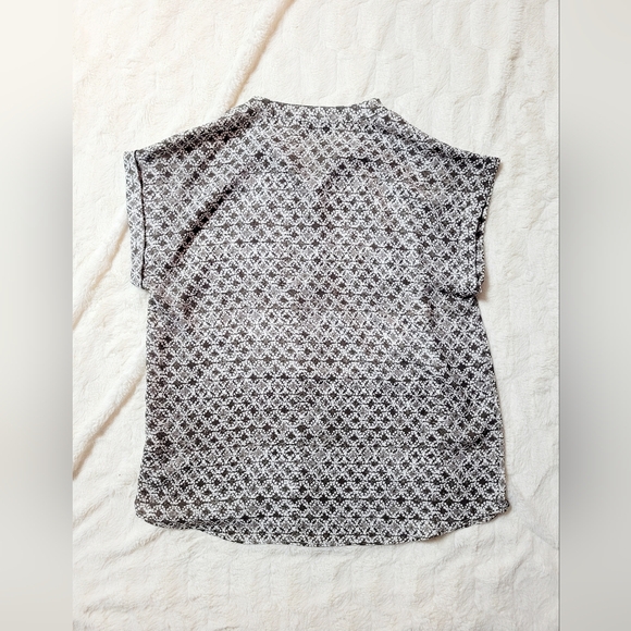 Halston | Geometric Top - Picture 5 of 5